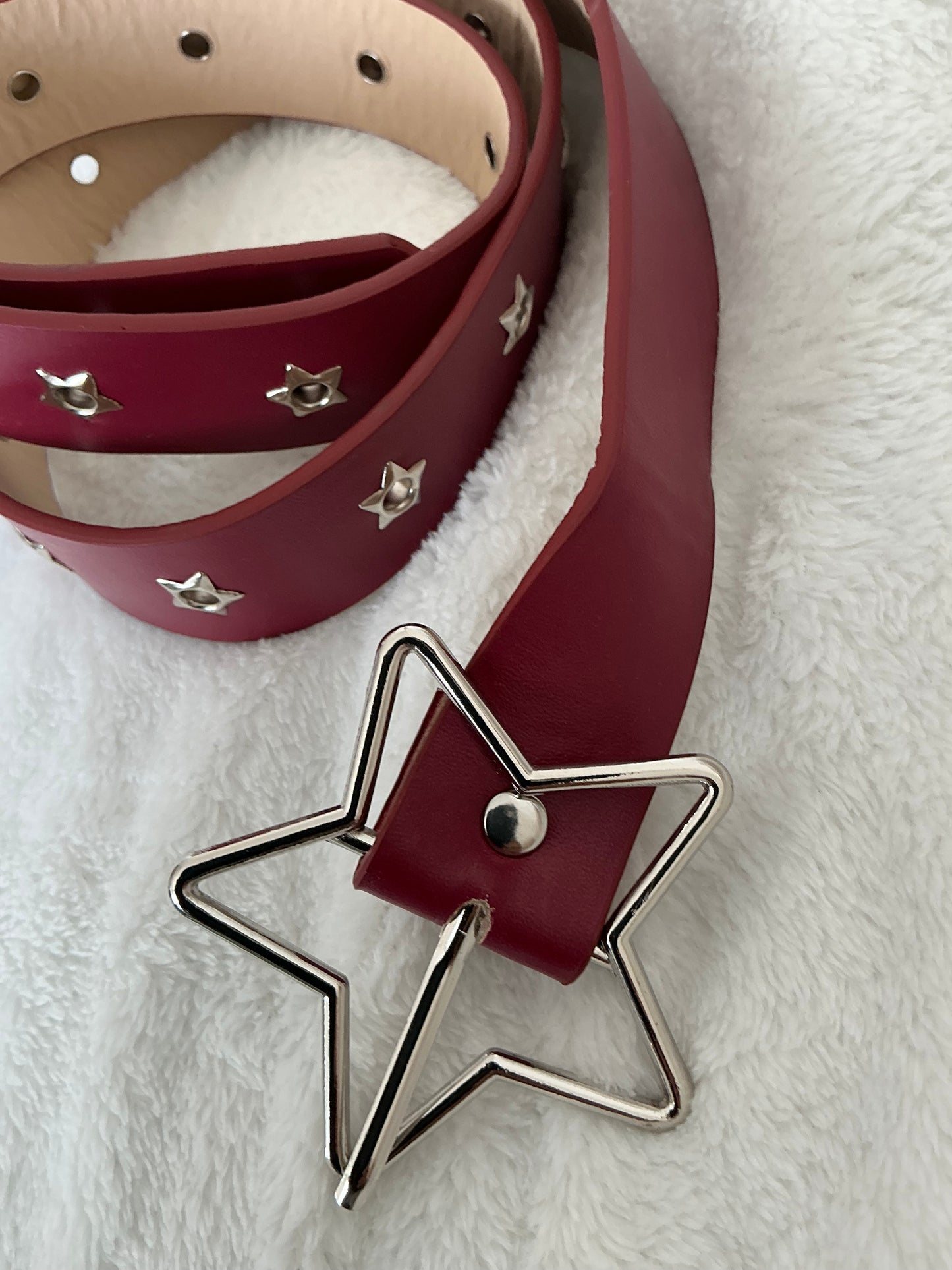 Star buckle decorative belt with multiple holes
