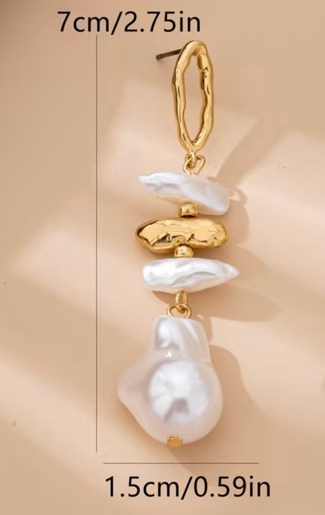 1 Pair of Fashionable And Elegant Geometric Hammered Hollow Oval Earrings with Irregular Artificial Pearl Design, Versatile Earrings for Women'S Daily Leisure Vacation Holiday Party Banquet