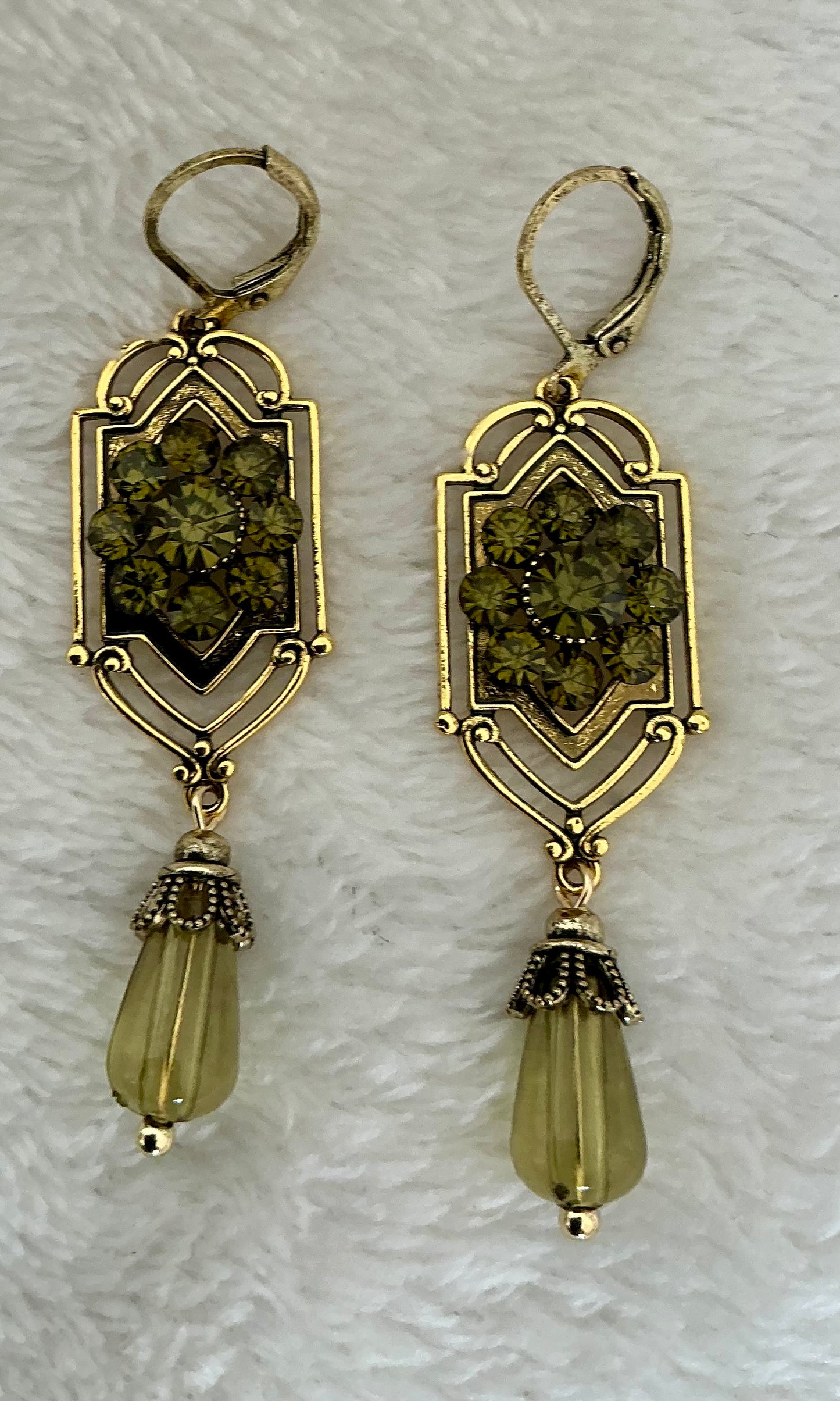 Bohemian Creative Geometric Openwork Design Long Women's Earrings with Teardrop Synthetic Gemstone Pendant, Court-style Vintage Women's Earrings