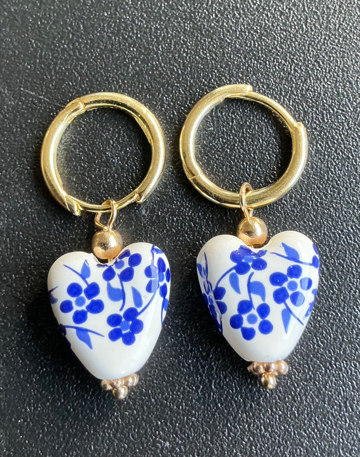 1 Pair of Retro Chinese Blue Ceramic Heart-Shaped Earrings, Printed with Patterns, Stainless Steel Tsinghua Porcelain Imitation Earrings