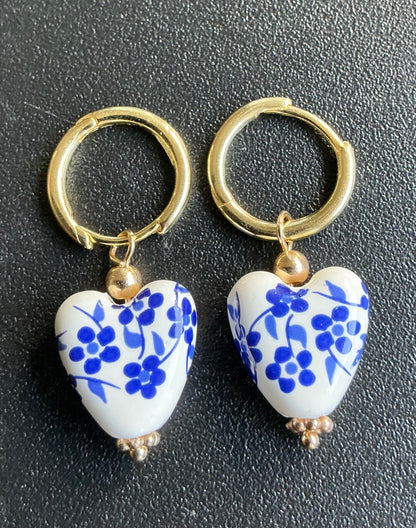 1 Pair of Retro Chinese Blue Ceramic Heart-Shaped Earrings, Printed with Patterns, Stainless Steel Tsinghua Porcelain Imitation Earrings