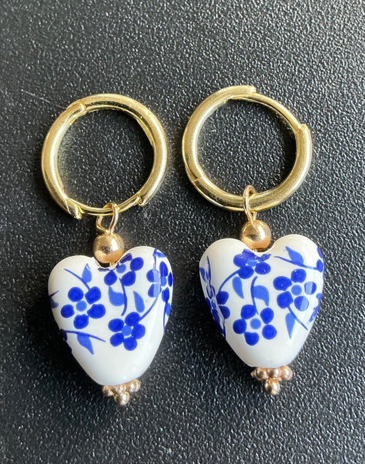 1 Pair of Retro Chinese Blue Ceramic Heart-Shaped Earrings, Printed with Patterns, Stainless Steel Tsinghua Porcelain Imitation Earrings