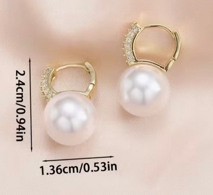 Retro Temperament Korean Influencer Apple Pearl Ear Clips