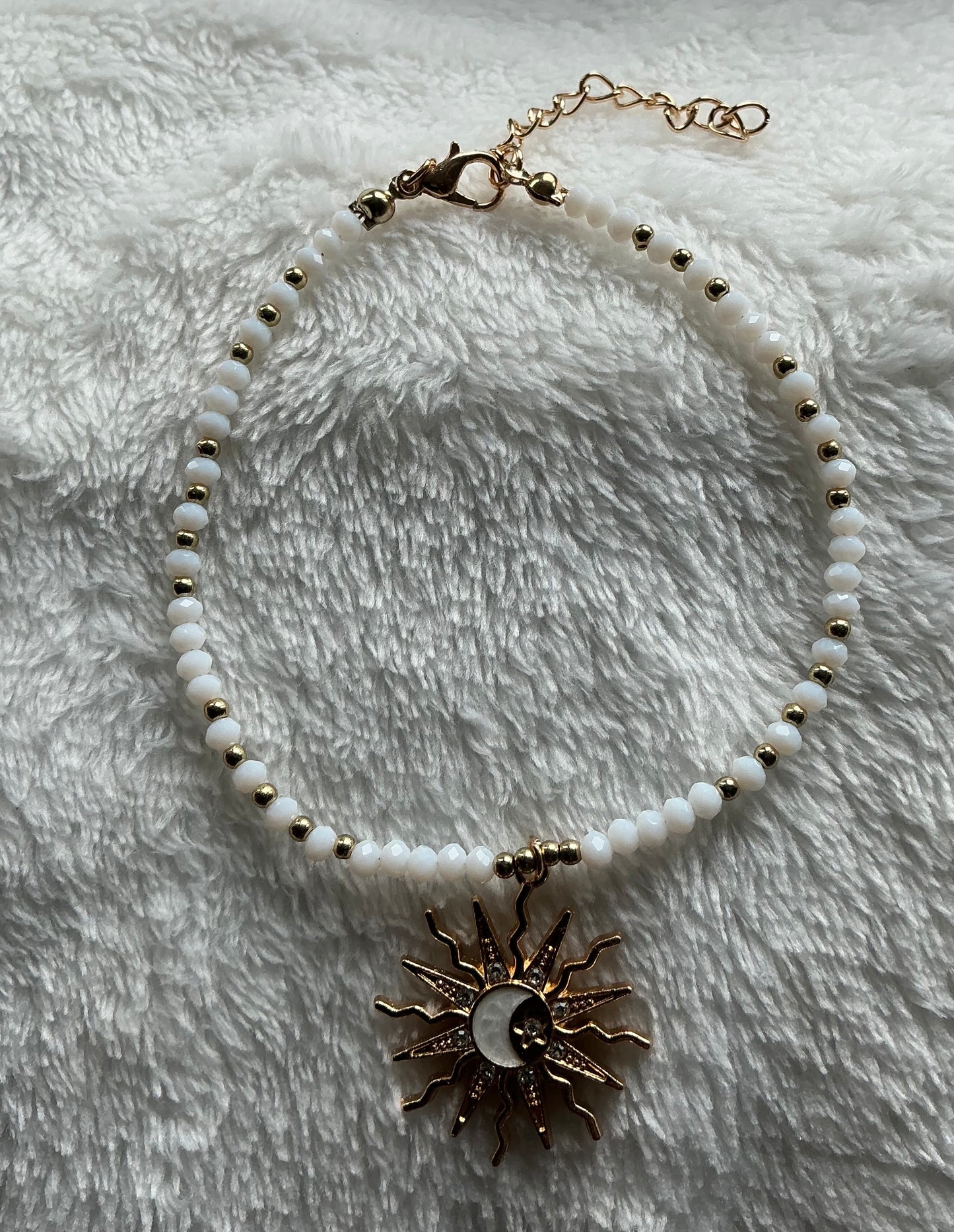 A Youth Sun Pendant Beaded Anklet for Everyday Party And Vacation Outfits