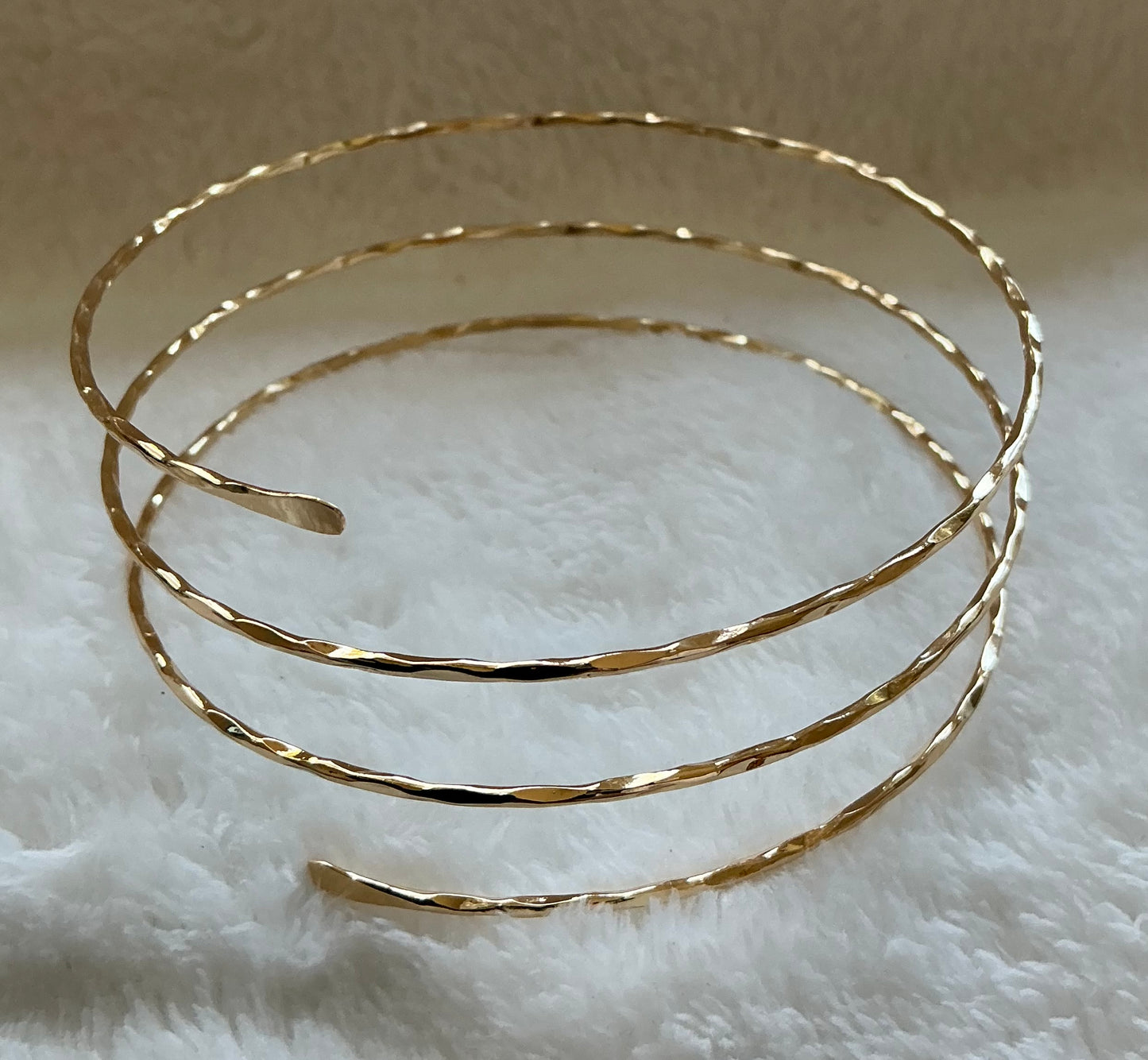 Ladies' Fashion Open Bangle, Unique New Minimalist Style Multi-Line Metal Arm Cuff