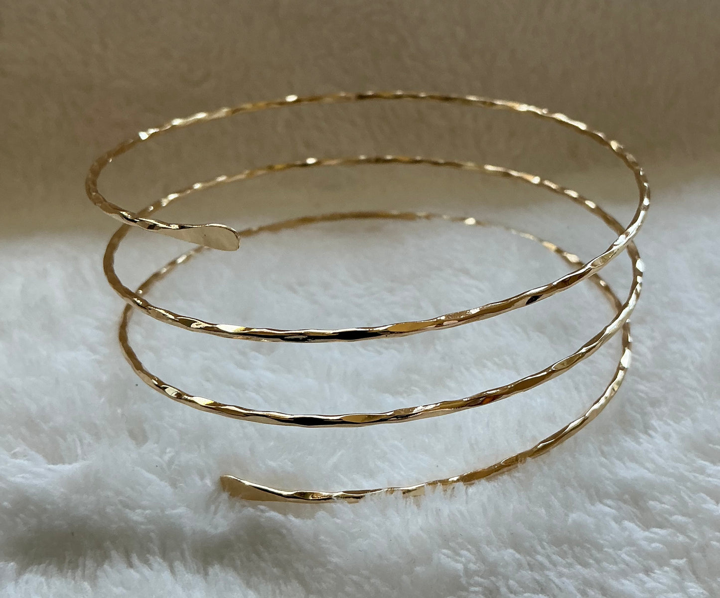 Ladies' Fashion Open Bangle, Unique New Minimalist Style Multi-Line Metal Arm Cuff